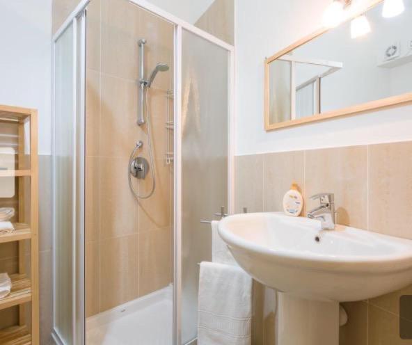 Cattaneo Arena Apartaments Verona Ngoại thất bức ảnh