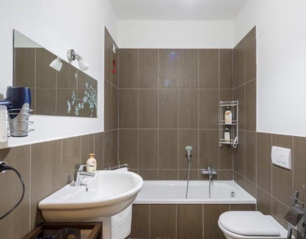 Cattaneo Arena Apartaments Verona Ngoại thất bức ảnh